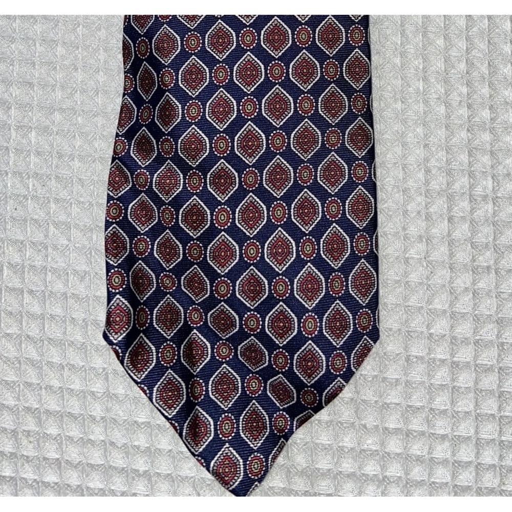 CHRISTOPHER HAYES SILK Neck Tie Mens Blue Red Geometric Casual Suit Medallion 56